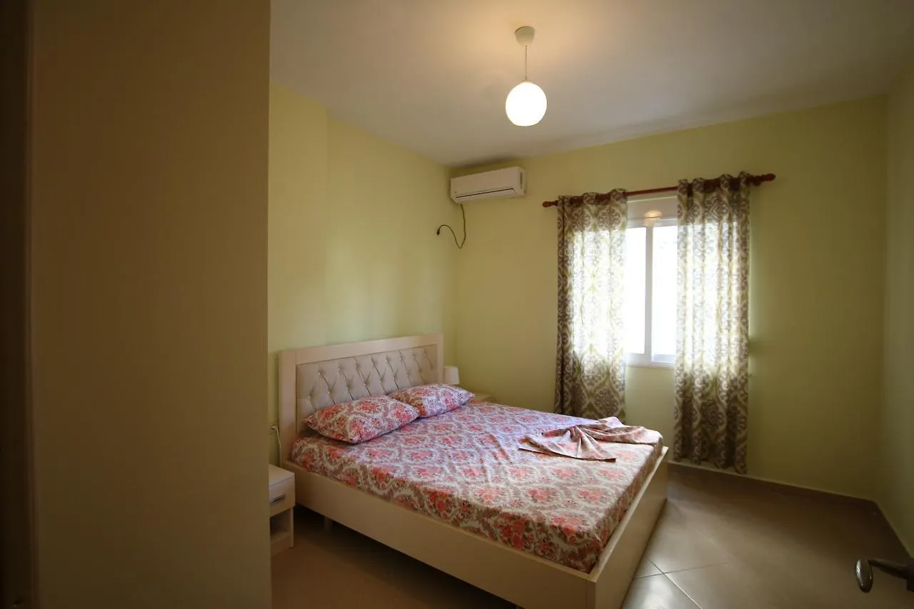 Cozy Sea View Apartment K4 Sarande