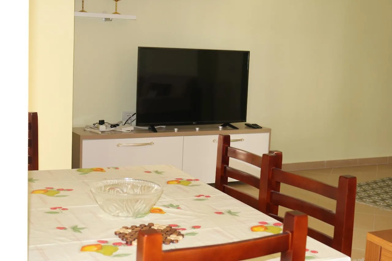 Cozy Sea View Apartment K4 Sarande